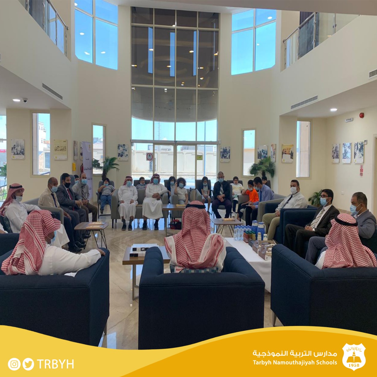 مدارس التربية النموذجية تحتفي بالكادر التعليمي 