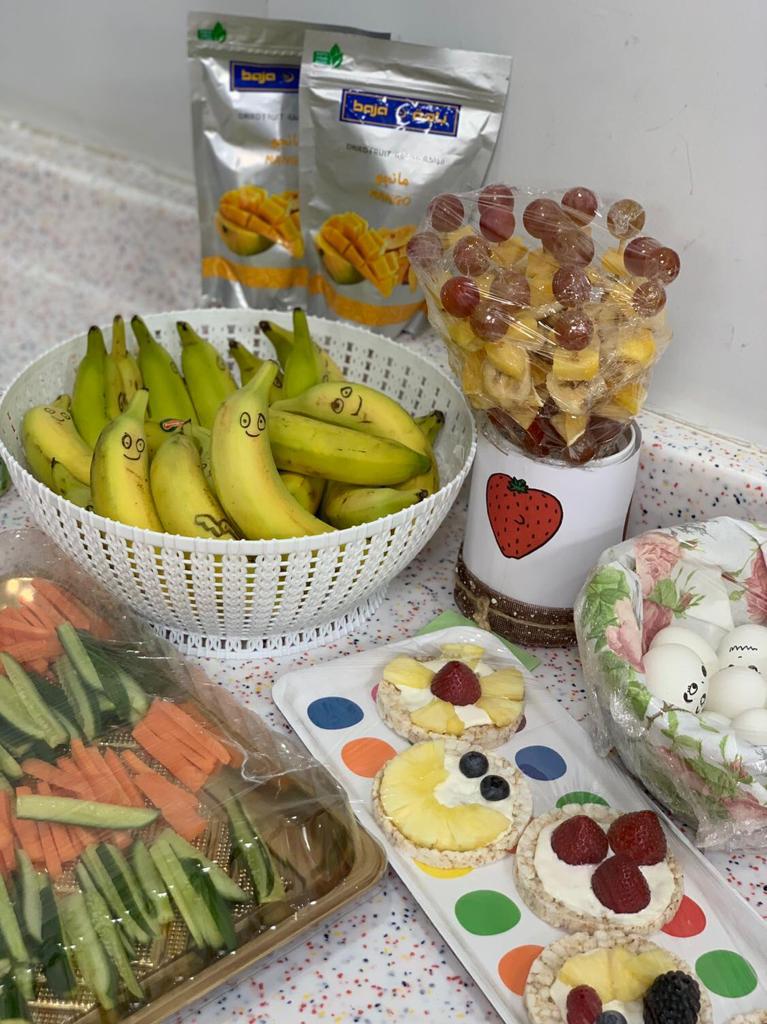 مدارس رواد الخليج العالمية تنظم يومًا للغذاء الصحي