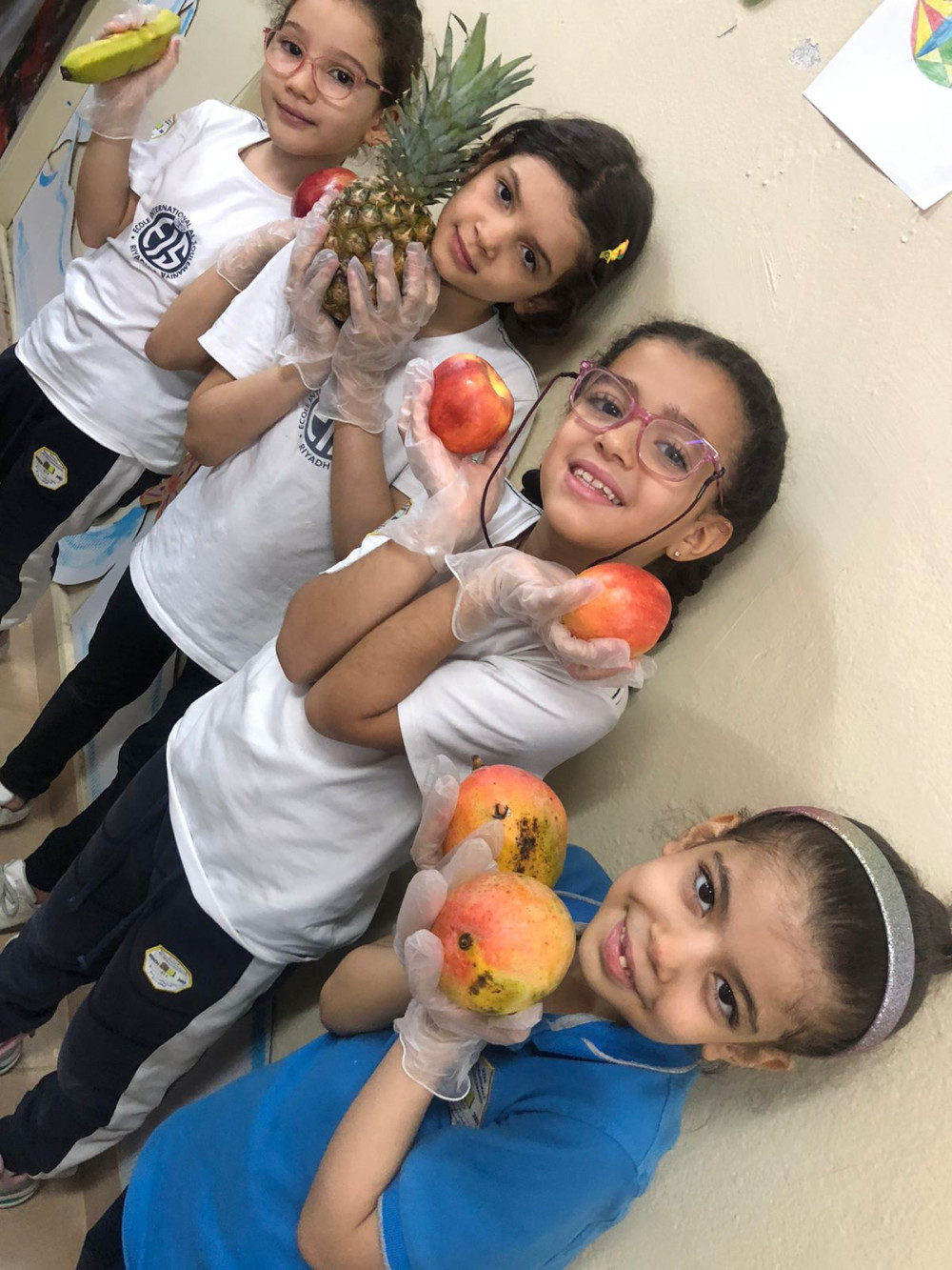 نشاط الفطور الصحي لطالبات