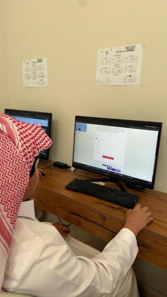 مدرسة  دليل التعلم الأهلية